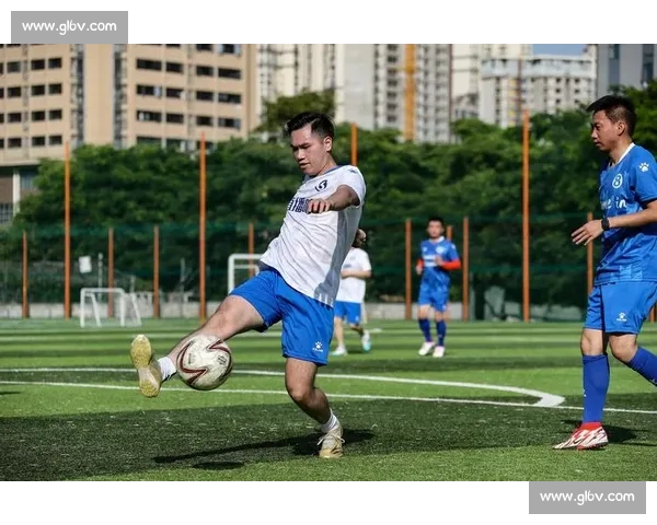 高清流畅多赛事覆盖的足球直播APP下载指南推荐官方正版安全稳定体验 - 副本 (3) - 副本